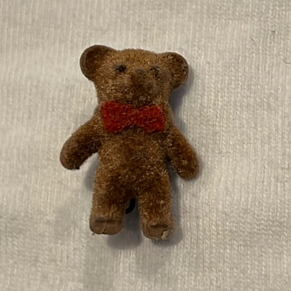 Vintage fuzzy teddy pin/brooch - Picture 1 of 2